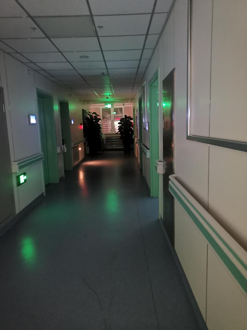 极客24小时医保取现回收：深夜里的救命稻草